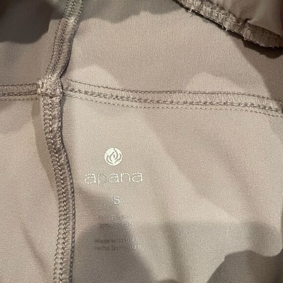 Apana shorts size S  - Picture 6 of 6